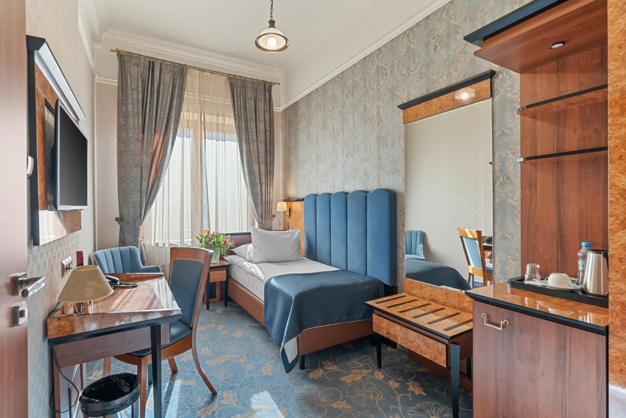 Hotel Diament Plaza Gliwice Esterno foto