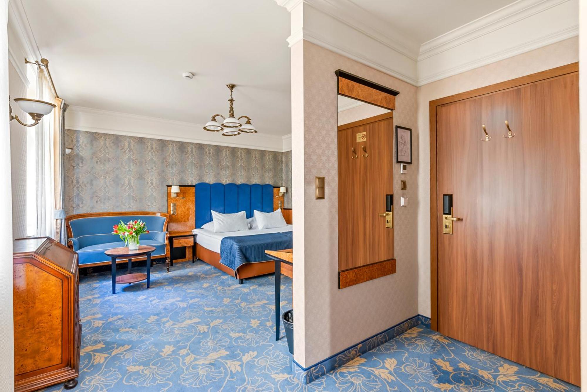 Hotel Diament Plaza Gliwice Esterno foto