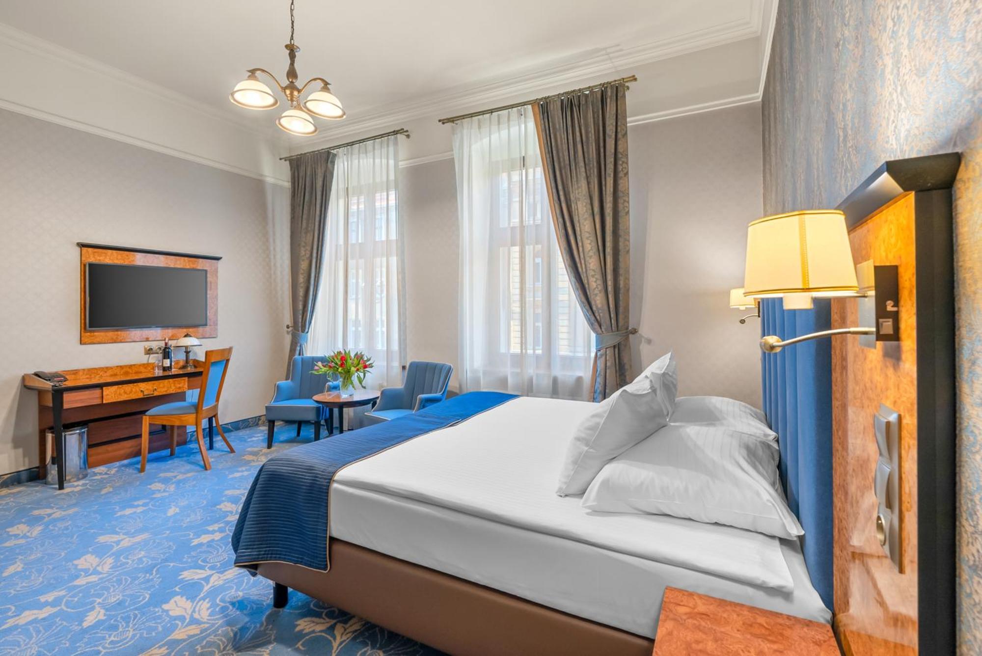 Hotel Diament Plaza Gliwice Esterno foto