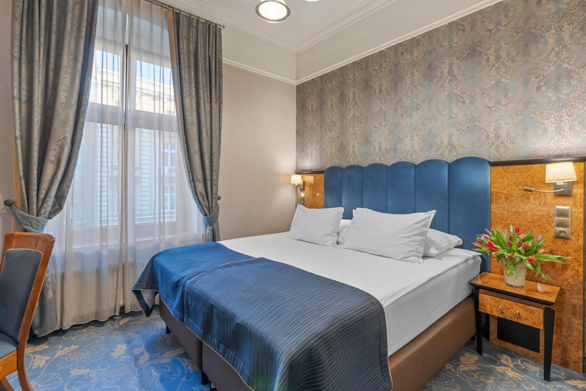 Hotel Diament Plaza Gliwice Esterno foto