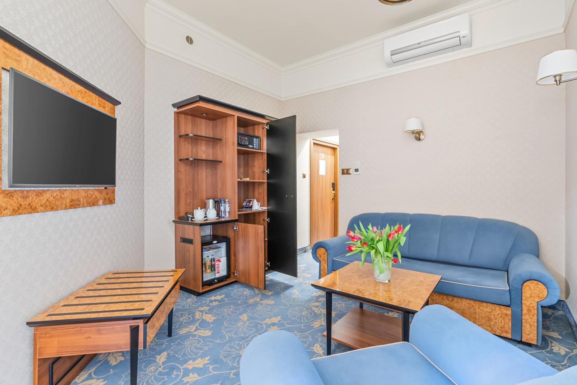 Hotel Diament Plaza Gliwice Esterno foto