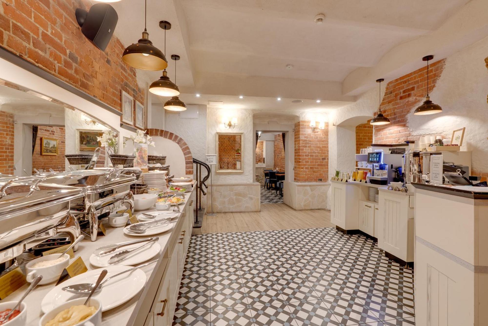 Hotel Diament Plaza Gliwice Esterno foto